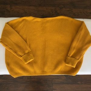 FRENCH CONNECTION XS MUSTARD SWEATER